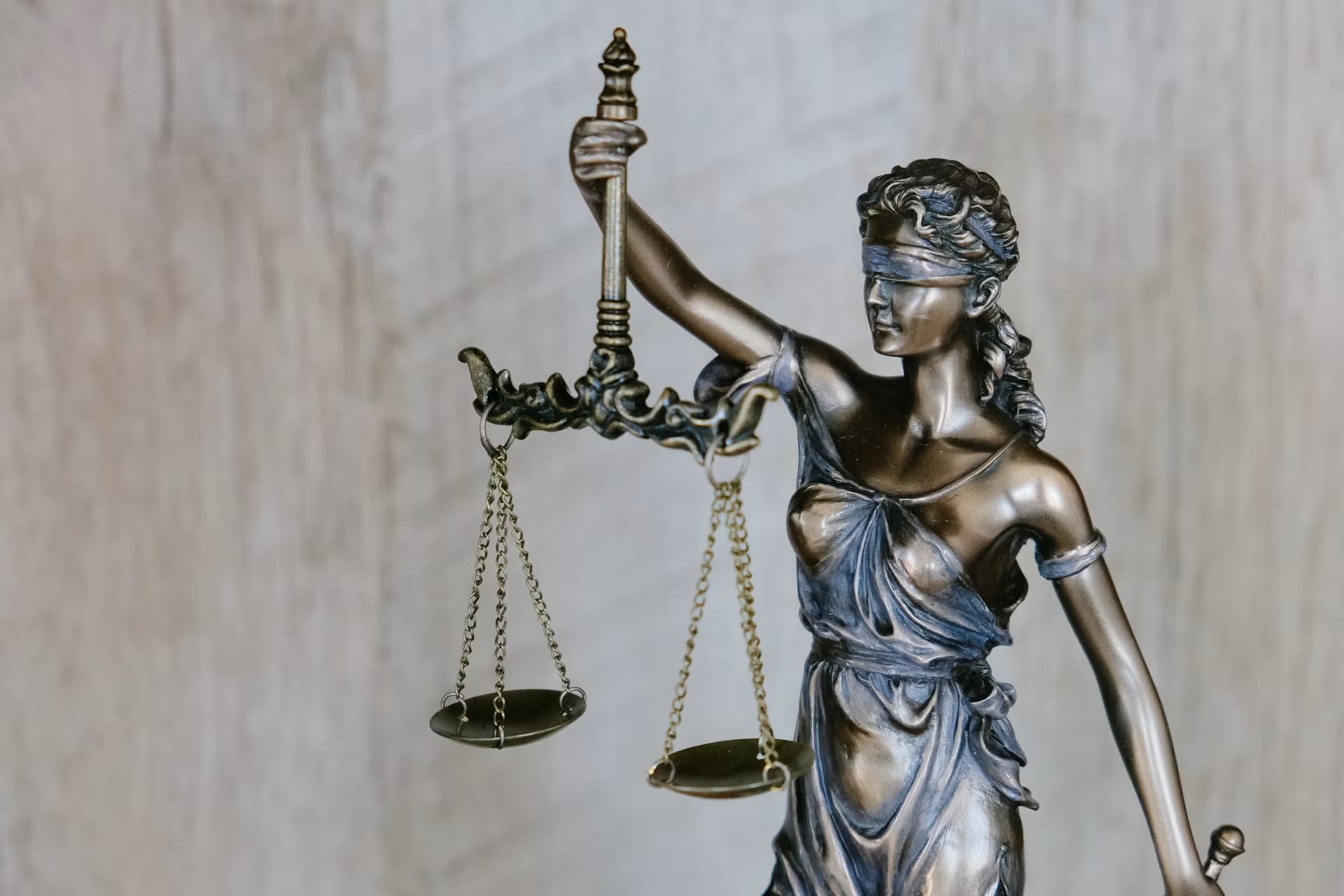 Lady Justice at the courthouse — Global Trademark Bureau